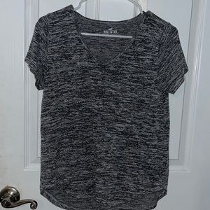 Size small, gray Hollister tee shirt.